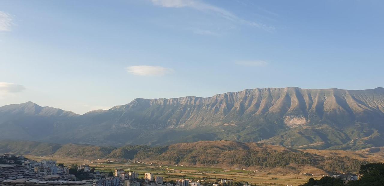 Silver Hill Guesthouse Gjirokastër 외부 사진