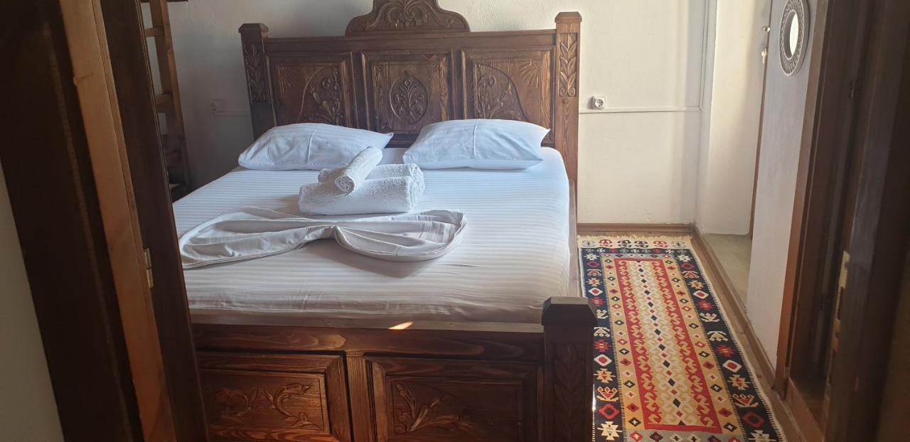Silver Hill Guesthouse Gjirokastër 외부 사진