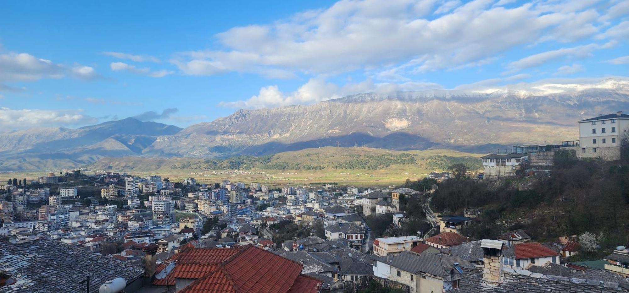 Silver Hill Guesthouse Gjirokastër 외부 사진