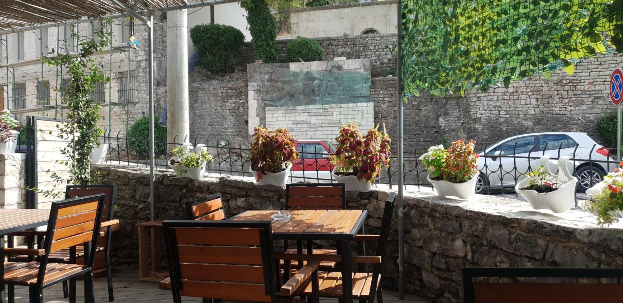 Silver Hill Guesthouse Gjirokastër 외부 사진