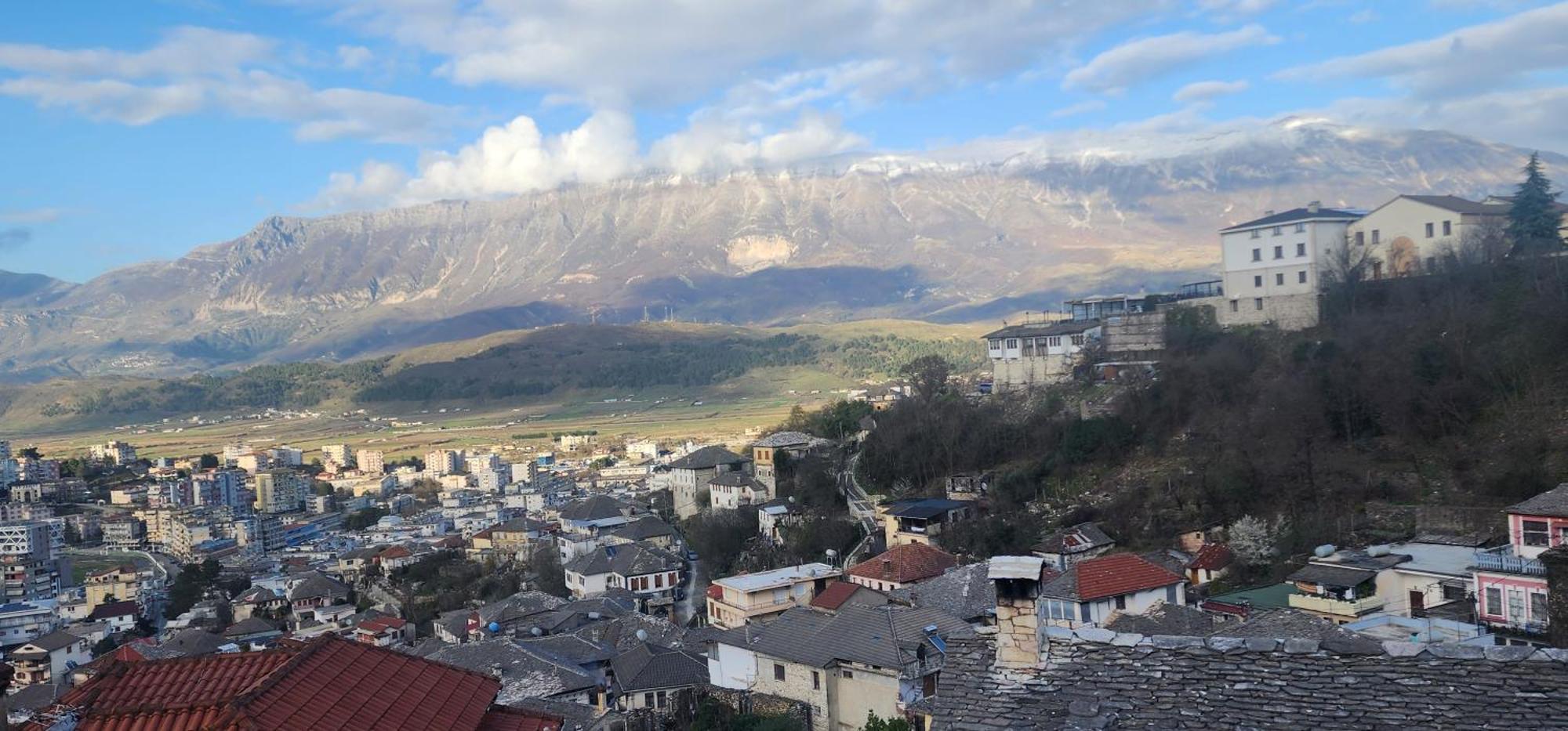 Silver Hill Guesthouse Gjirokastër 객실 사진