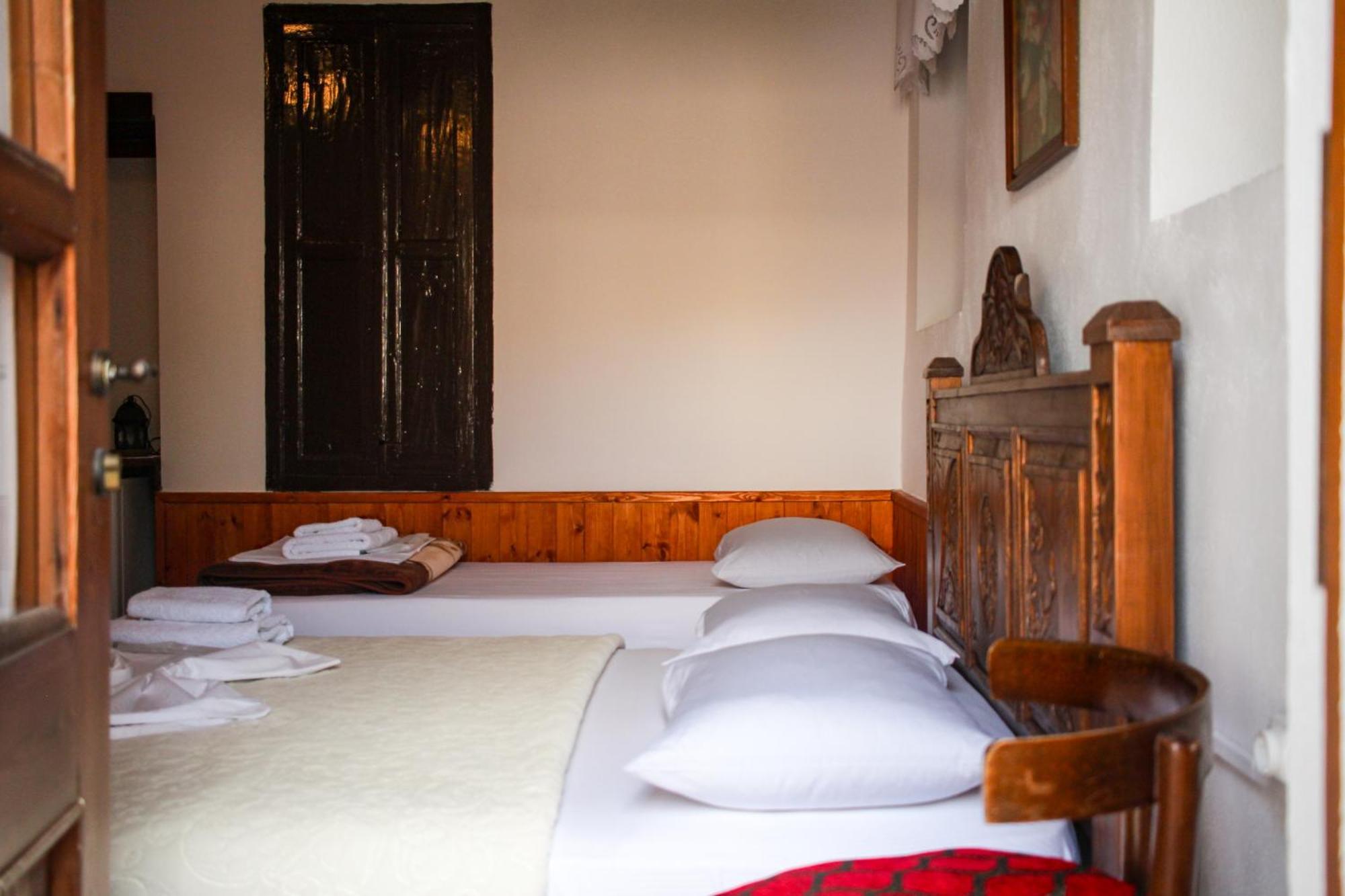 Silver Hill Guesthouse Gjirokastër 외부 사진