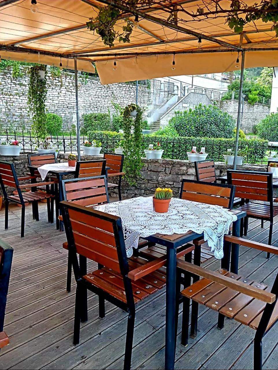Silver Hill Guesthouse Gjirokastër 외부 사진